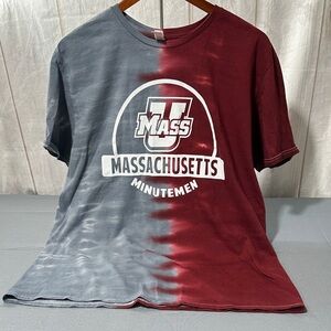 Fruit of the Loom UMass Minutemen Split T-Shirt - Gray and Red